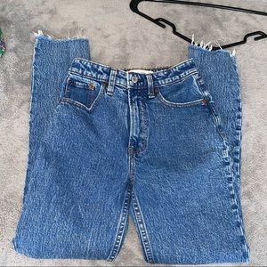 abercrombie cut off jeans
